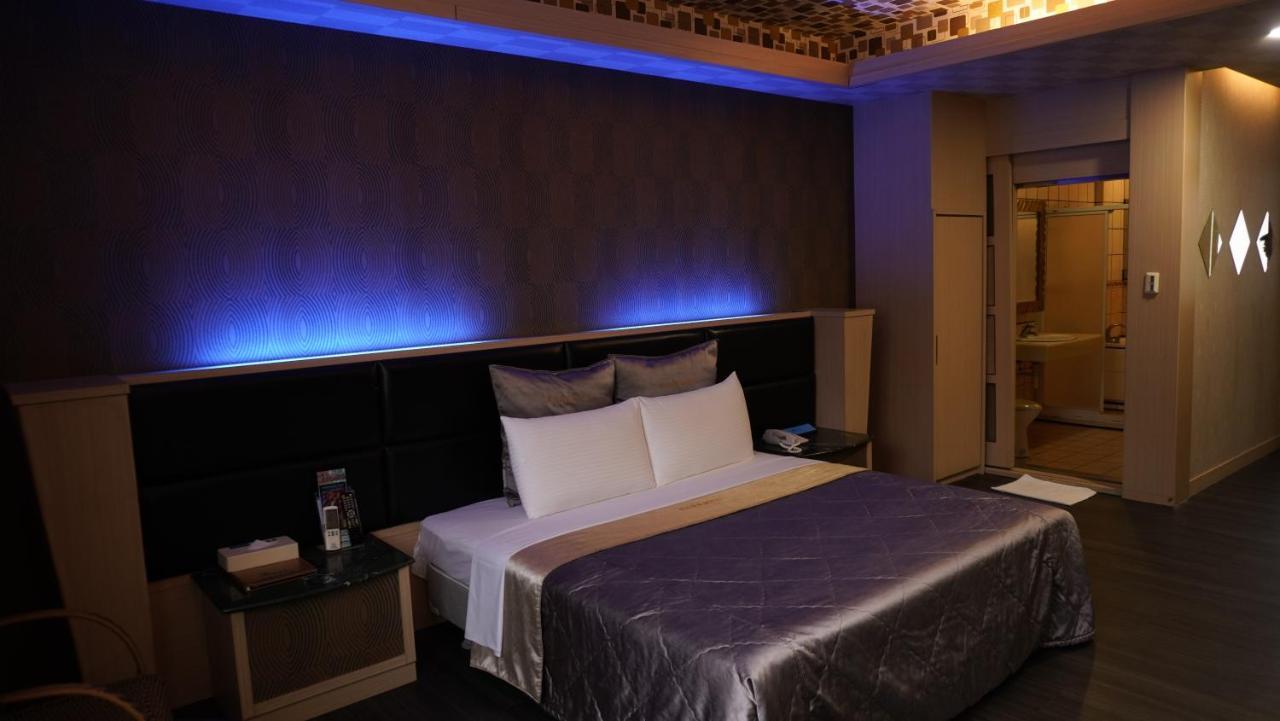Wind Coast Motel Hsinchu Extérieur photo
