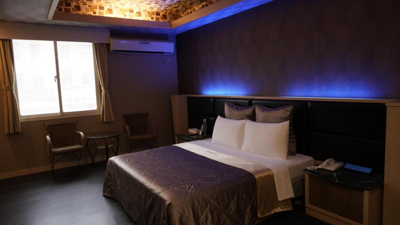 Wind Coast Motel Hsinchu Extérieur photo