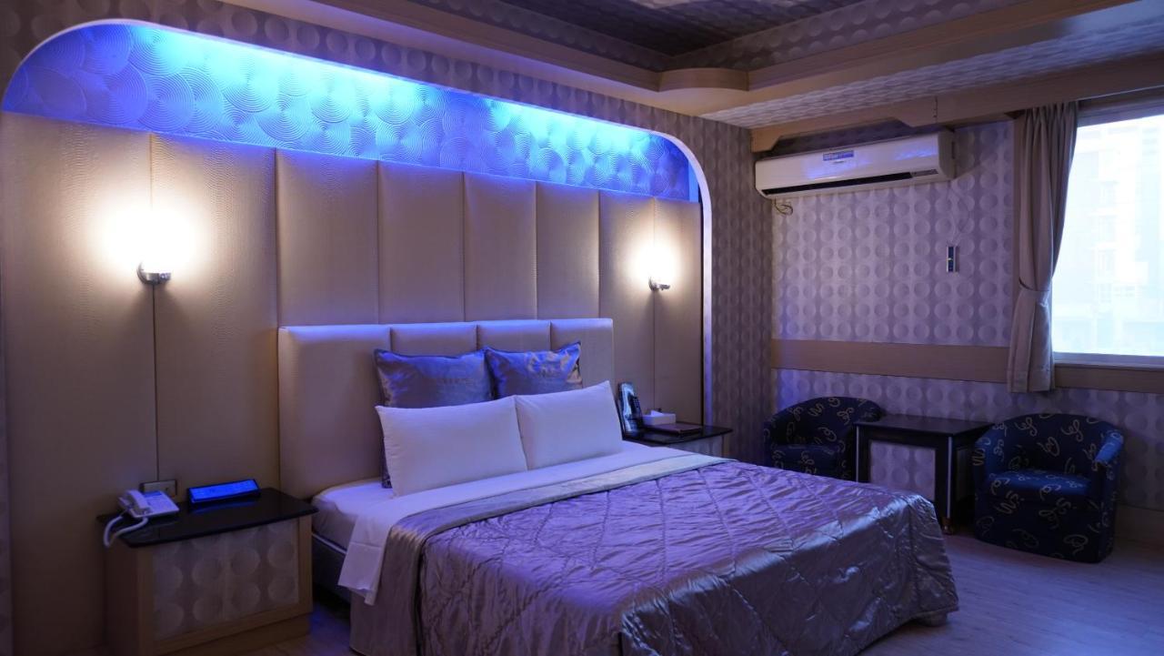 Wind Coast Motel Hsinchu Extérieur photo