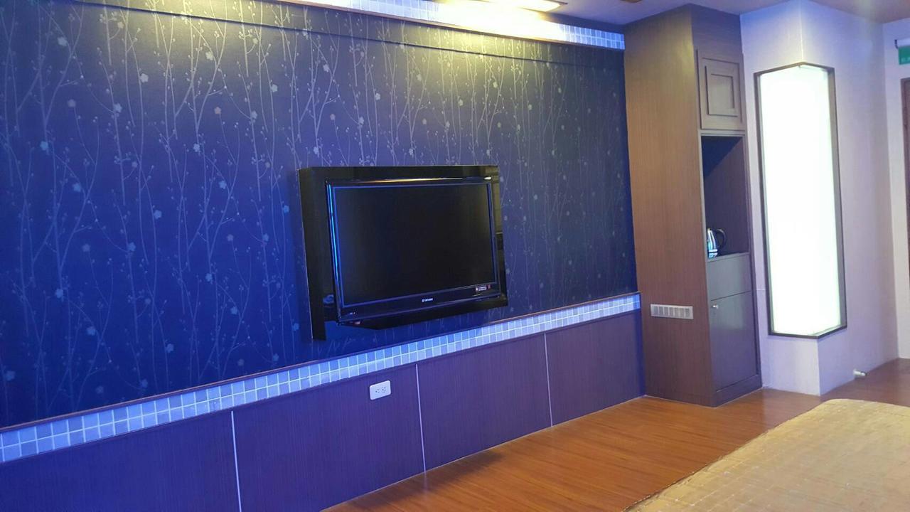 Wind Coast Motel Hsinchu Extérieur photo